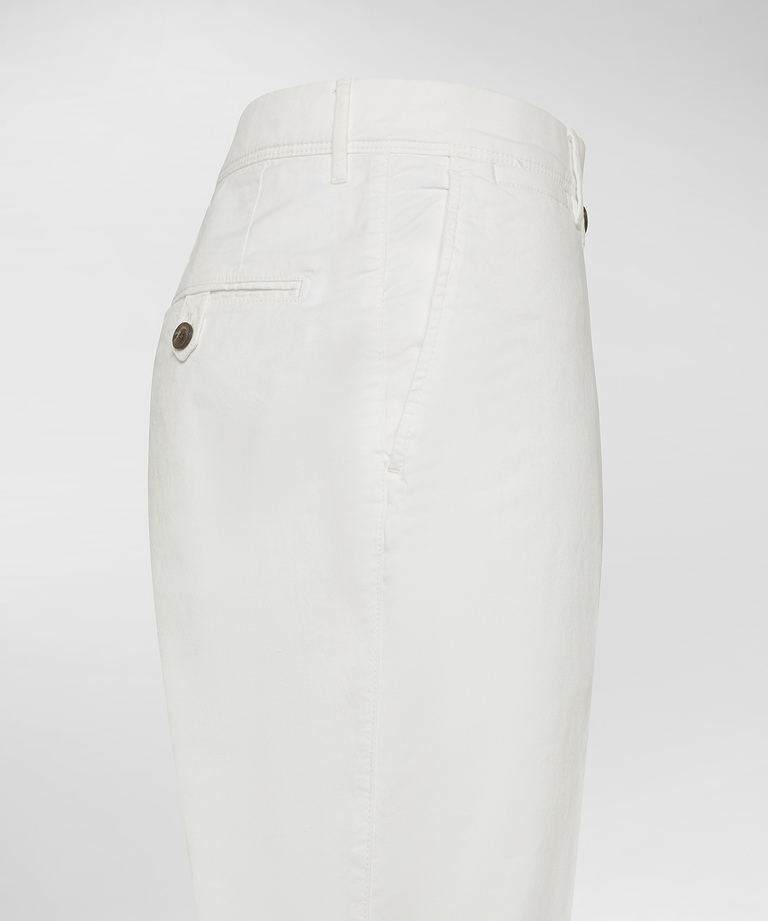 Pantaloni in gabardina di cotone pima stretch