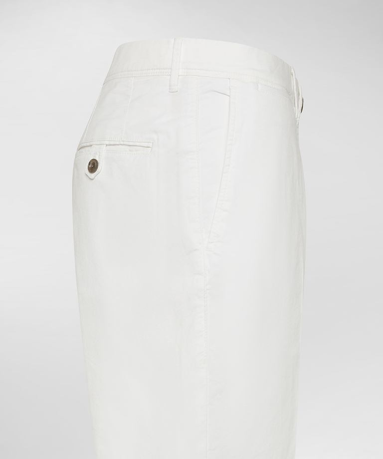 Stretch cotton Bermuda shorts