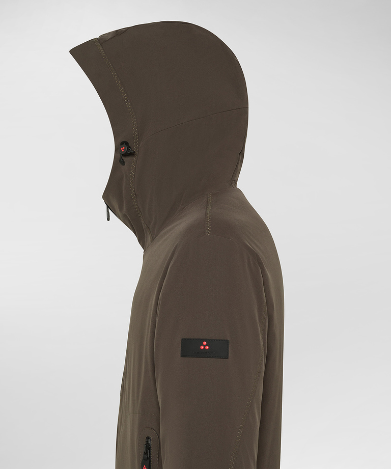Short sports jacket