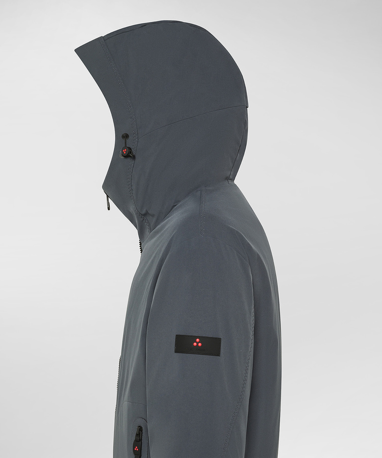 Short sports jacket