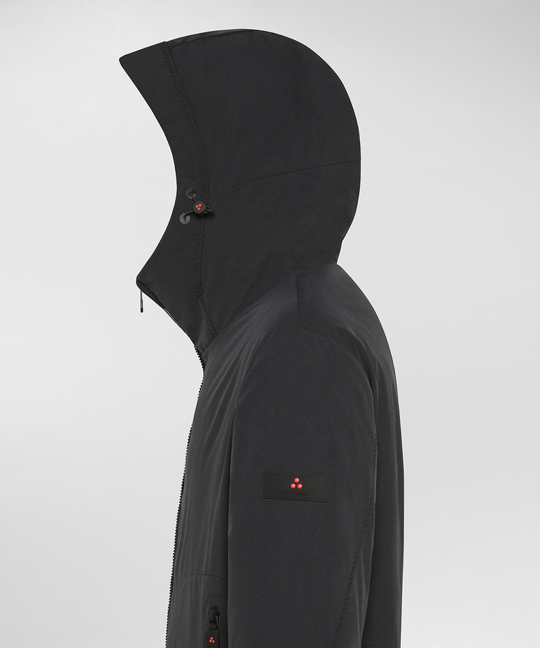 Kurze Sportjacke