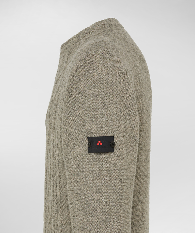 Shetland wool cable-knit jumper