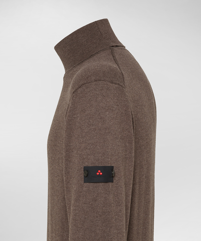 Wool and cotton turtleneck