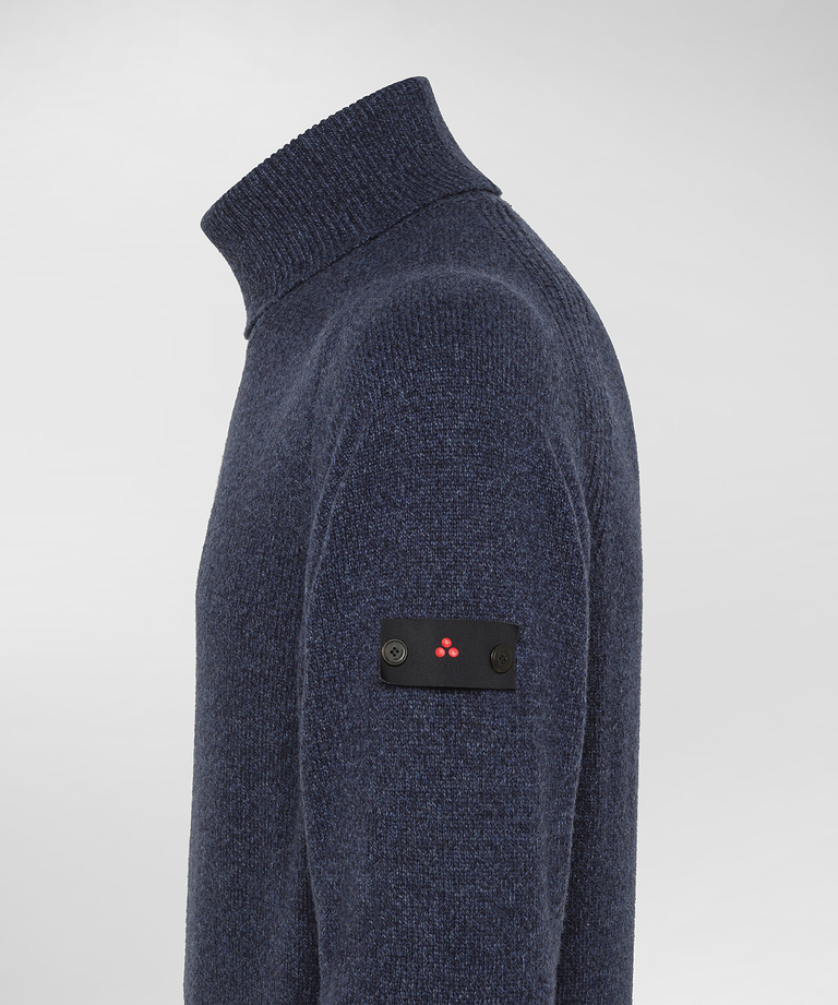 Maglione collo alto moulinè