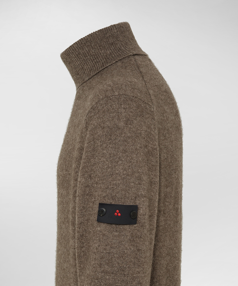 Yak wool blend turtleneck
