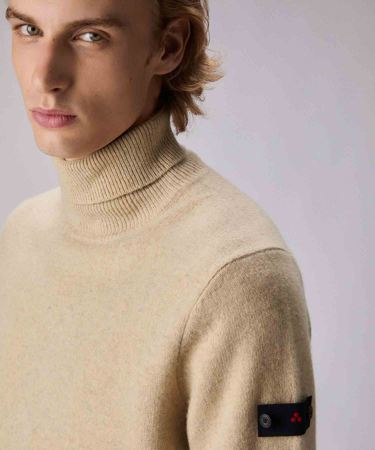 Yak wool blend turtleneck