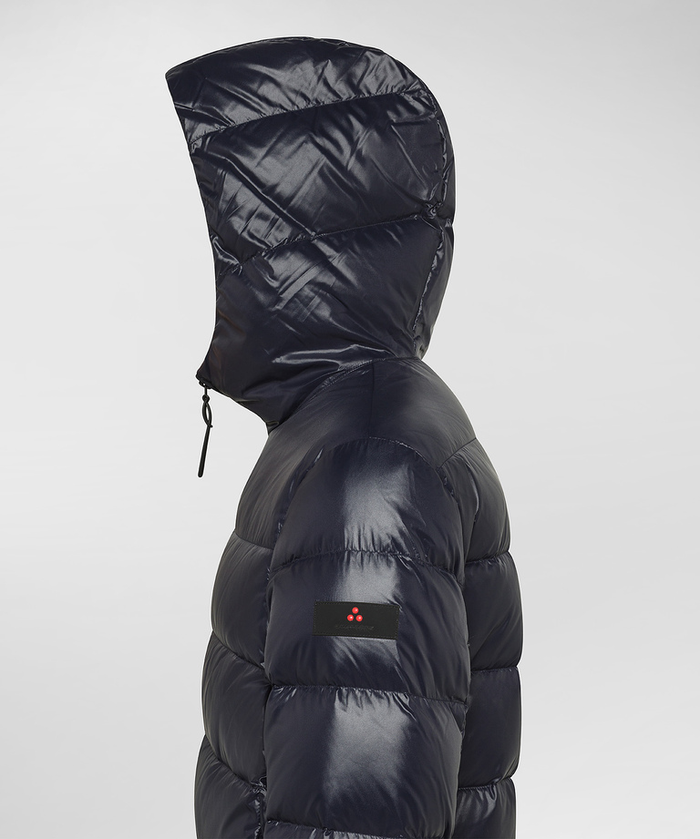 Glänzende Daunenjacke aus Nylon
