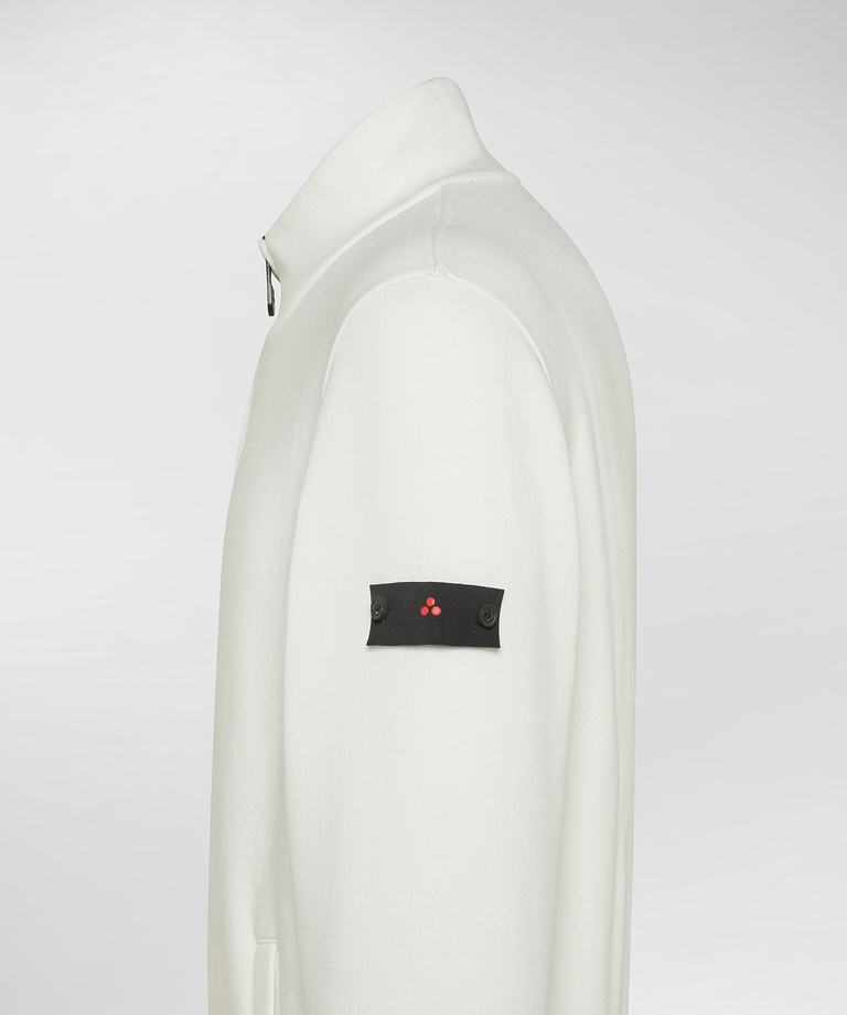 Sweatshirt with half zip