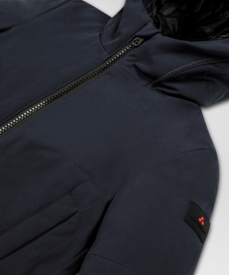 Glatte Daunenjacke mit Kapuze