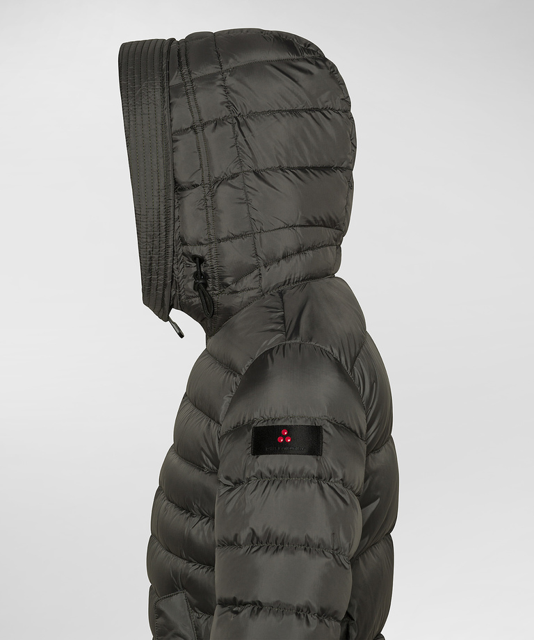 Down jacket with large fur hood