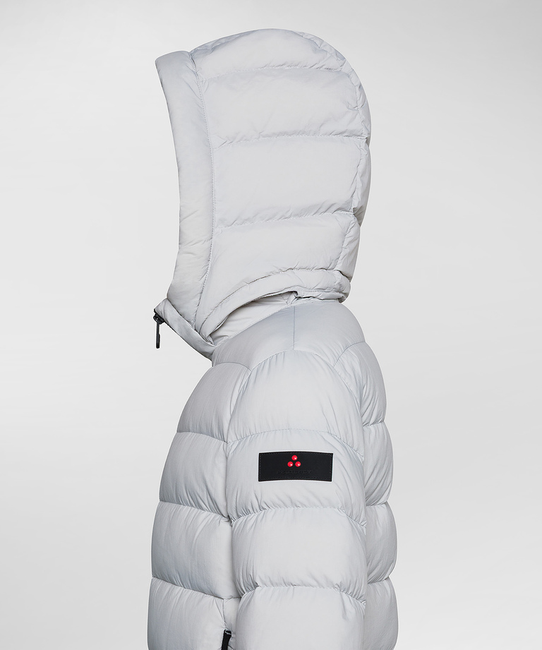 Piumino in nylon leggero con cappuccio