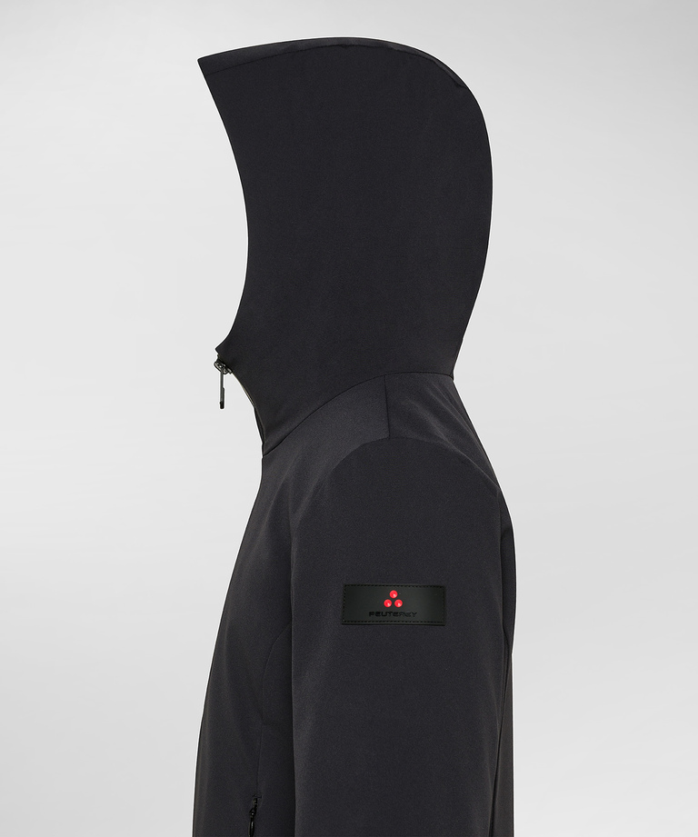 Active jacket with hood