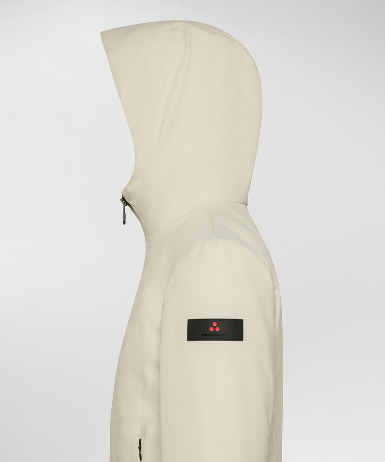 Active jacket with hood