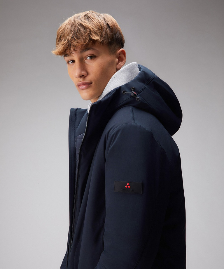 Plain jacket with black details