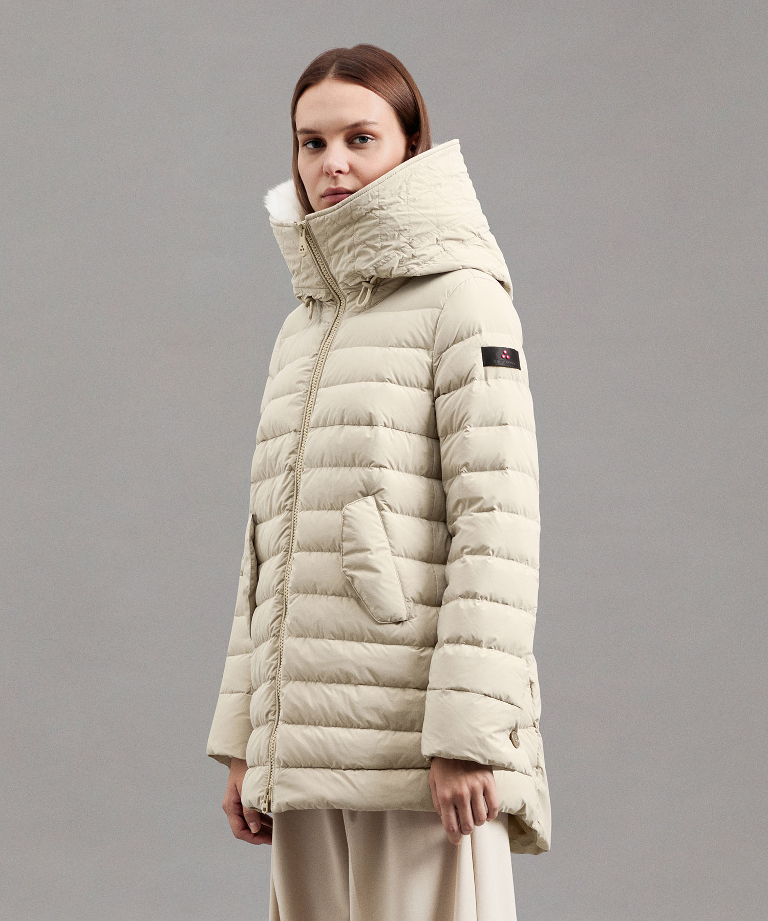 Long down jacket with matching colour fur, color Sesame