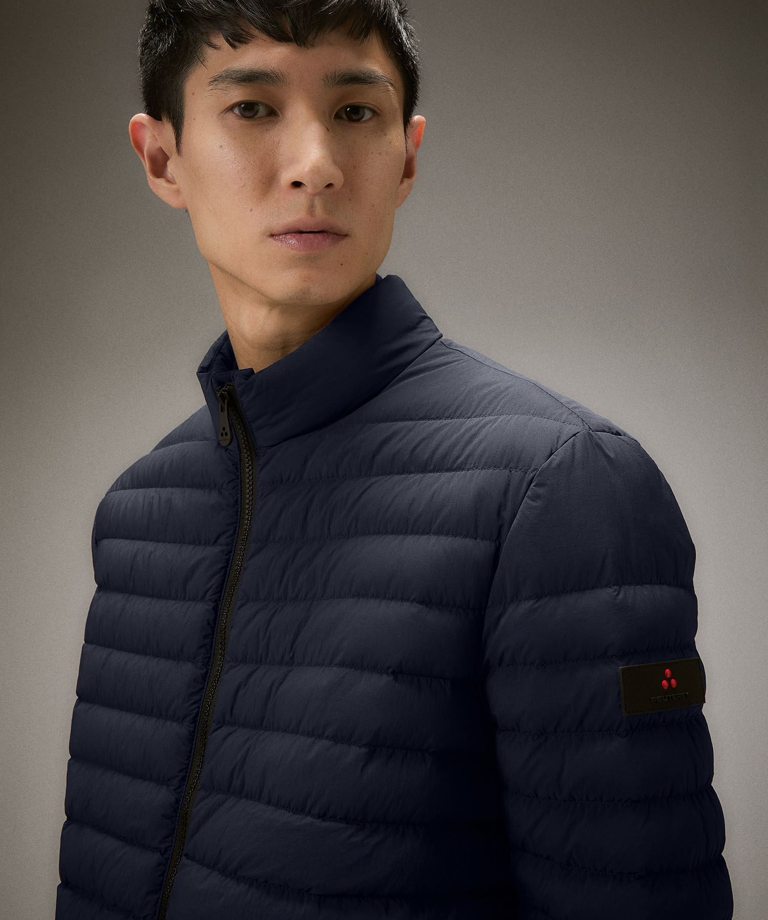 Ultra-lightweight and water-repellent down jacket, color Graphite