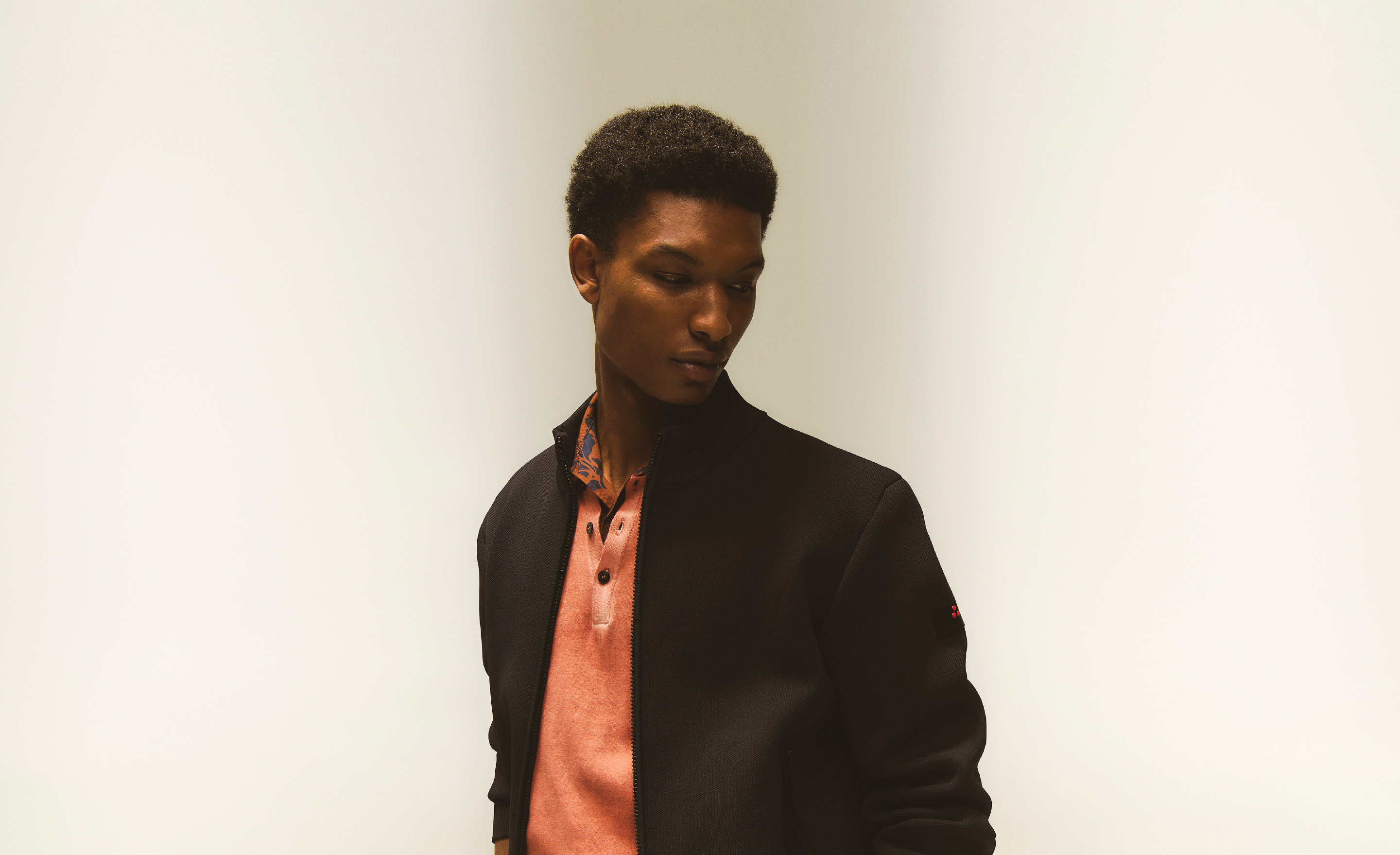 LIGHT OUTERWEAR